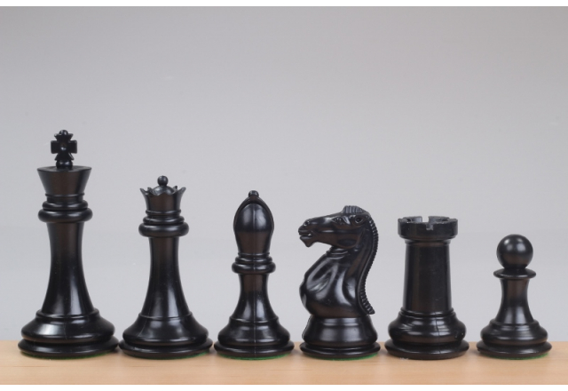 Piezas de ajedrez de plástico 4'' (102 mm) plomadas